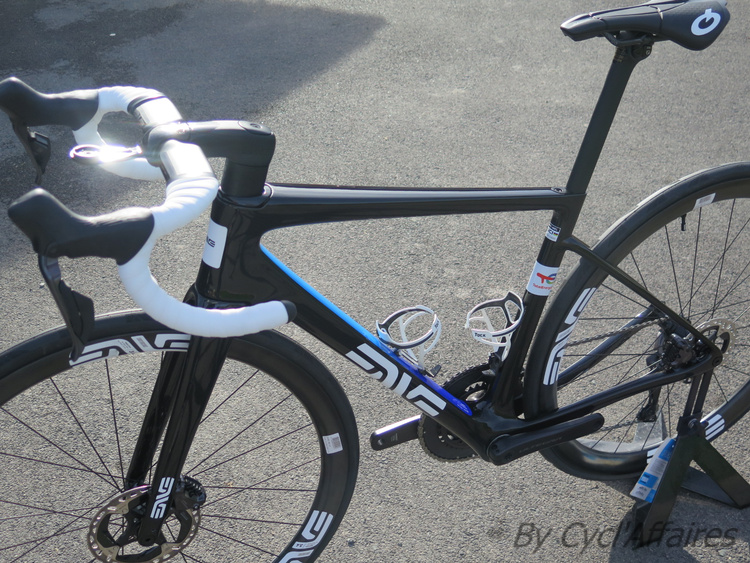 <span class="marque">Enve</span><br>Melee Team Total Energie – Image 3