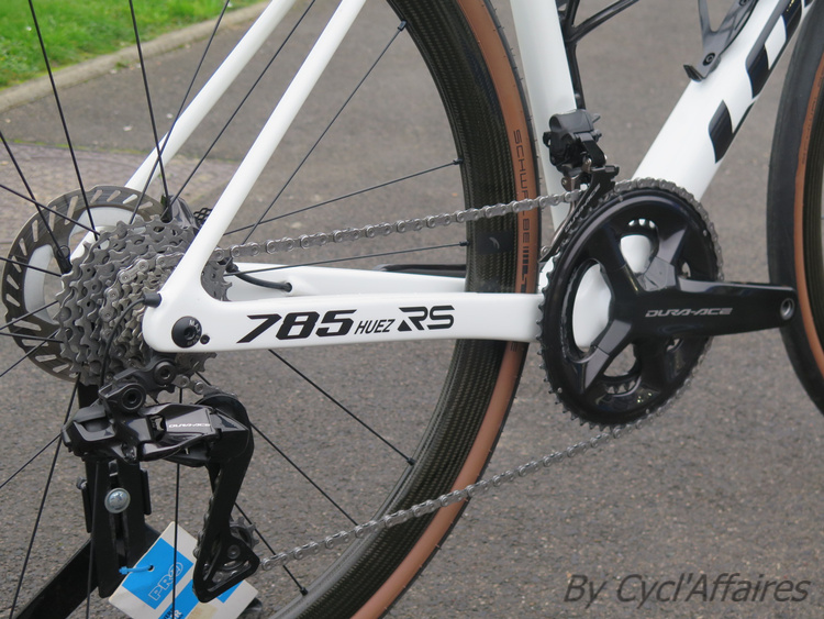 <span class="marque">Look</span><br>785 Huez RS – Image 4