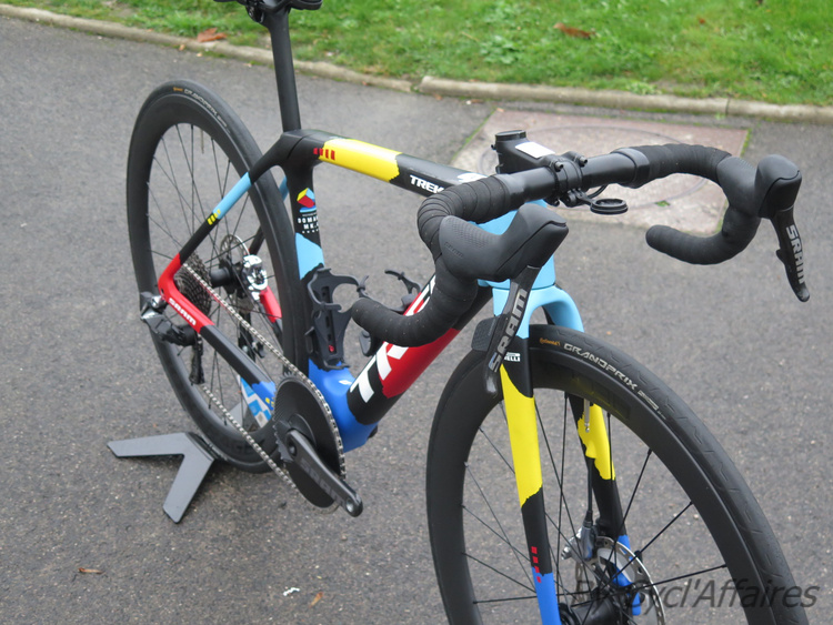 <span class="marque">Trek</span><br>Domane RSL 4e gén – Image 2