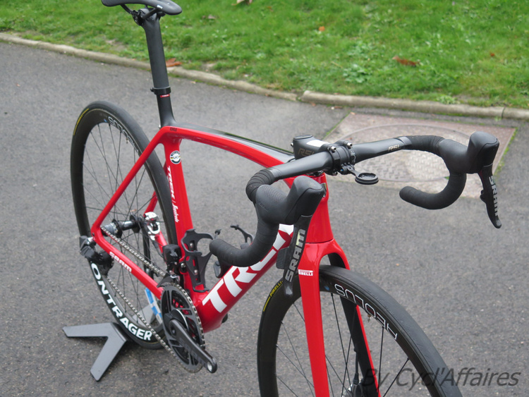 <span class="marque">Trek</span><br>Emonda SLR – Image 2